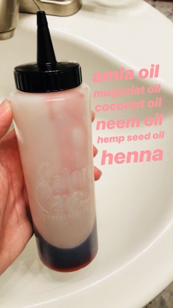 Diy Deep Conditioner, Hair Oil Recipe, Grow Black Hair, Water Hair Growth, Diy Henna, Get Thicker Hair, Ayurvedic Hair, Henna Hair, Natural Hair Oils