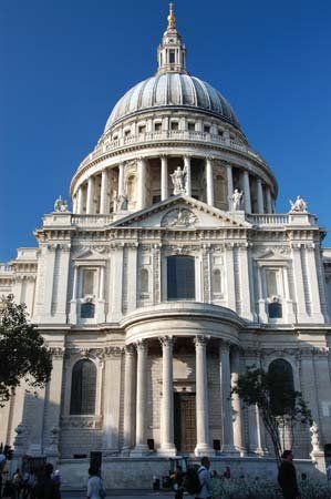 Saint Paul's Cathedral | cathedral, London, United Kingdom | Britannica St Pauls Cathedral London, Roman Temple, St. Paul’s Cathedral, London Cathedral, Great Fire Of London, History Architecture, St Paul's Cathedral, Uk History, Neoclassical Architecture