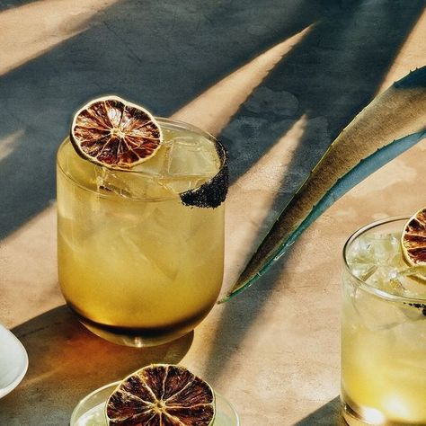 ALMAVE on Instagram: "A real crowd pleaser— the Almave Blanco Margarita is perfect for any gathering day or night. Order your bottle today to get in time for your Cinco de Mayo festivities." Margarita Photography, Crowd Pleaser, April 25, Food Styling, Be Perfect, In Time, Instagram A, Festival, Photography