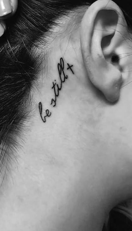 Tiny Tattoos Behind Ear Ideas, Word Behind The Ear Tattoo, Small Behind Ear Tattoos For Women With Meaning, Quotes Behind Ear Tattoo, Woman Behind Ear Tattoo, Back Of Ear Tattoos For Women Unique, Behind The Ear Word Tattoo Ideas, Simple Behind Ear Tattoos For Women, Behind Ear Women Tattoo