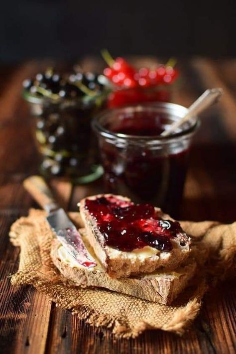 Bread With Jam, Jam Business, Jamming Aesthetic, Jam Photography, French Souvenirs, Food Art Photography, Jam And Jelly, Fruit Jam, Homemade Jam