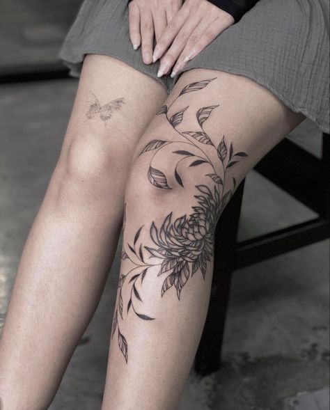 Leg Veins, Ink Therapy, Floral Tattoos, Special Tattoos, Knee Tattoo, Leg Tattoo, Dainty Tattoos, Leg Sleeves, Minimal Tattoo