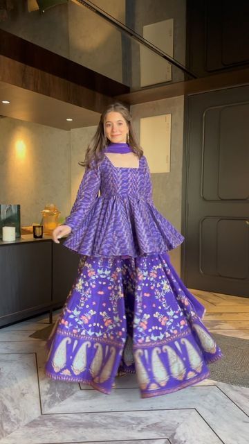 Full Sleeve Dress Designs, Full Sleeves Suit Designs, Latest Trending Dresses For Women, Trending Suits Women Indian, Indian Outfits Women, Purple Dress Design, Purple Indian Dress, Idaho Clothing, Trending Suit Designs