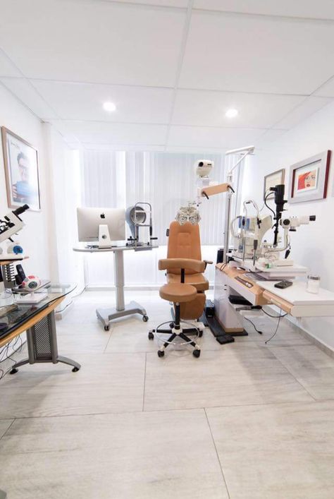 Eye Doctor Office Design, Eye Hospital Interior Design, Eye Clinic Design, Ophthalmology Clinic Design, Eye Clinic Interior Design, Dental Design Interior, Doctor Office Design, Eyewear Store Design, Eye Ideas