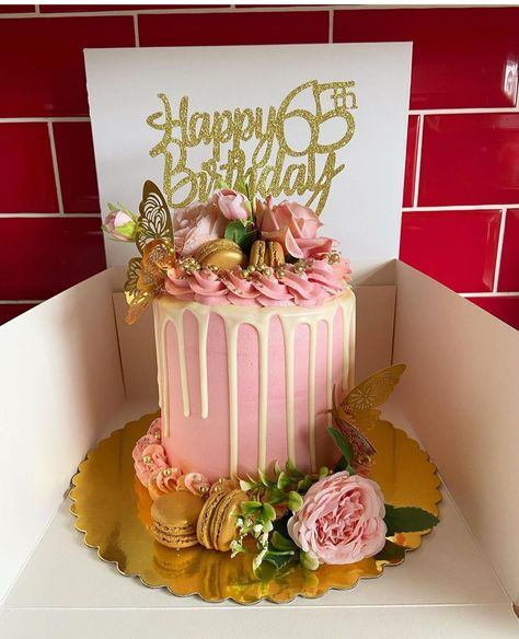 29th Birthday Cakes, 65 Birthday Cake, Flower Cake Design, Cake With Flowers, Cake Pop Decorating, Sweet 16 Birthday Cake, Birthday Cake With Flowers, 60th Birthday Cakes, Happy Birthday Cake Images