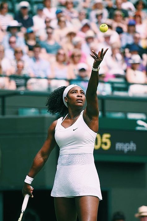 Serena Williams Wimbledon, Serena Williams Tennis, Tennis Dresses, Grand Slam Tennis, Tennis Funny, Venus And Serena Williams, Williams Tennis, Tennis Serve, Tennis Aesthetic