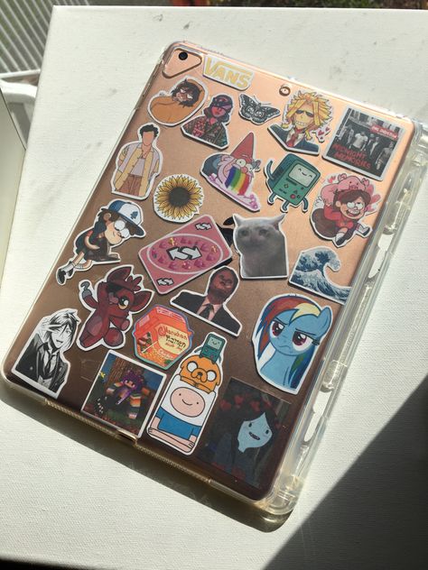 Heres mine :) Customize Tablet, Ipad Cover Aesthetic, Tab Aesthetic, Aesthetic Cases, Homemade Phone Cases, Pink Ipad, Cute Ipad Cases, Aesthetic Objects, Ipad Aesthetic