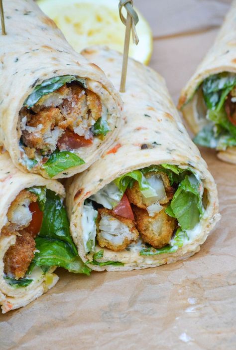 Fish Stick Wraps, Fish Finger Wrap, Fish Stick Sandwich, Healthy Fish Sticks Recipes, Fish Wraps Tortillas, Fish Stick Dinner Ideas Meals, Fish Wraps Recipe, Fish Fingers Ideas, Fish Sticks Dinner Sides