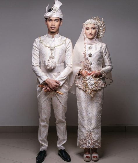 Malay Wedding Songket, Kurung Songket Pengantin, Baju Kahwin Songket, Baju Sanding Songket, Malay Wedding Dress Songket, Wedding Dress Songket, Songket Wedding Dress, Wedding Songket, Dress Songket