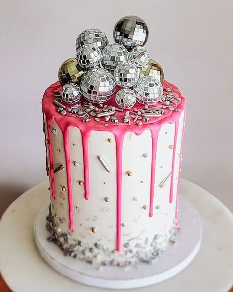 Sprinkle Drip Cake, Disco Ball Cake, Disco Cake, Cowgirl Cakes, Disco Birthday Party, Ball Cake, Cowgirl Birthday Party, Cute Birthday Ideas, Bday Party Theme