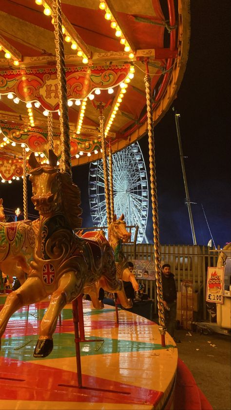 fairground nighttime aesthetic Street Fair Aesthetic, Fair Grounds Aesthetic, County Fair Aesthetic, Fairground Aesthetic, State Fair Aesthetic, Nighttime Aesthetic, Fair Girls, Fair Aesthetic, Random Aesthetics