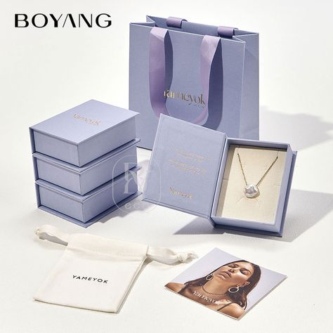 Unique Jewelry Packaging, Creative Jewelry Packaging, Insta Branding, Jewelry Packaging Ideas, Luxury Jewelry Packaging, Nude Jewelry, Necklace Gift Packaging, Luxury Brand Packaging, Drawer Paper