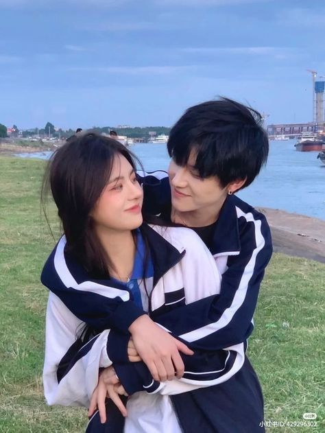 Korean Couple Photoshoot, Korean Photo, Couple Poses Reference, Couple Selfies, Kpop Couples, Ulzzang Couple, Korean Couple, Cute Couple Selfies, Photo Couple