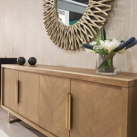 The Valencia 4-Door Sideboard comes in textured natural grey oak in a parquet style design with striking gold handles. The Valencia Sideboard can help achieve the perfect finish in any home or interior design project. This is a stock item and is available for next day dispatch. Dimensions: W200 x H80 x D50cm Sideboard Styles, Sideboard Modern, Stylish Sideboards, Sideboards Living Room, Contemporary Living Room Furniture, Dining Room Sideboard, Dinning Room Design, Tv Sideboard, Tv Wall Design