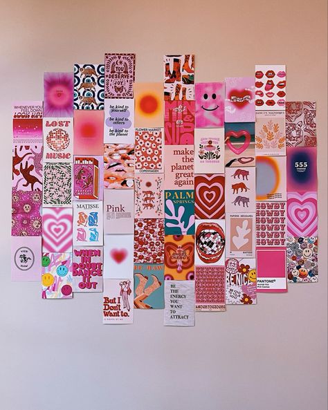 Preppy Collage For Room, Preppy Room Pink Walls, Pink College Room Aesthetic, Room Ideas Aesthetic Pink Walls, Preppy Room Wall Collage, Preppy Rooms Pink, Picture Wall Ideas Preppy, Preppy Room Aesthetic Pink, Room Wall Stickers Aesthetic