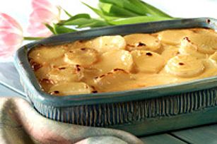 Results for creamy Velveeta Potatoes, Superbowl Dip, Potatoes Gratin, Potatoes Au Gratin Recipe, Velveeta Cheese Sauce, Au Gratin Potatoes Easy, Recipes With Velveeta Cheese, Easy Potatoes, Potato Casseroles