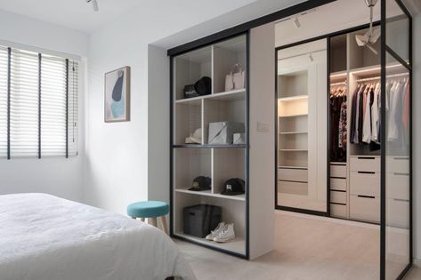 These 15 Home Ideas Are Most-liked on Our Instagram in 2019 | Qanvast #qanvast #singaporehomes #walkinwardrobe #wardrobe #closet Clothes Jewellery, Walk In Wardrobe Design, Armoire Dressing, Walk In Closet Design, Open Wardrobe, Wardrobe Door Designs, Open Closet, Wardrobe Room, Bedroom Closet Design