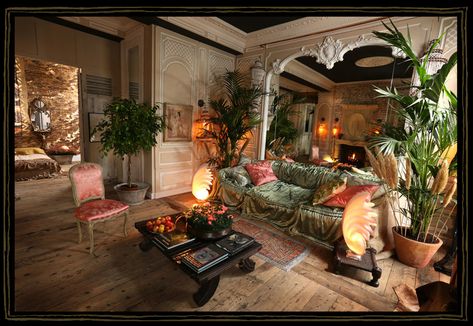 Little Venice Rooms - By Martin Pope (Latest Project) — Sera of London Bedroom Maximalist Vintage, Fairy Aesthetic Interior, French Nouveau Interior, Sera Of London Interiors, Vintage Feminine Living Room, Bright Gothic Interior, Black And White Maximalist Decor, Maximalist Comforter, Lady Danbury House