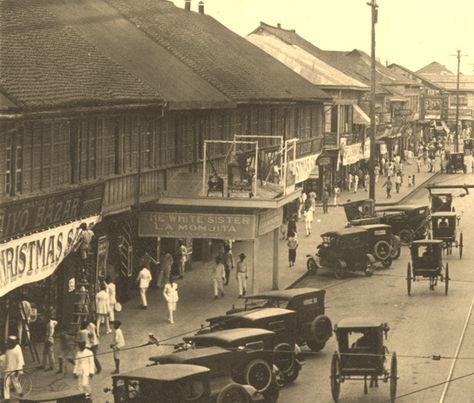 Rizal Ave. 1920s Philippine Traditions, New Manila, Philippine Houses, Philippines Culture, Filipino Culture, Cityscape Art, Manila Philippines, Historical Images, Movie Scenes