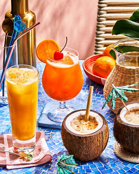 Caribbean Cocktails, Jamaican Coffee, Coconut Rum Drinks, Baileys Original, Fruity Drinks, Rum Punch, Rum Drinks, Halloween Cocktails, Coffee Cocktails