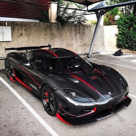 Agera Rs, Luxury Supercars, Koenigsegg Agera, New Sports Cars, Tesla Roadster, Lamborghini Veneno, Exotic Sports Cars, Street Racing Cars, Super Luxury Cars