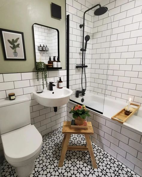 29 Small Bathroom Organization Ideas to Maximize Your Space - placeideal.com Tiny Bathroom Bathtub, Small Bathroom With Bathtub Ideas, Matt Bathroom, Small Bathroom Styles, White Brick Tiles, Small Full Bathroom, Small Bathroom Tiles, Small Bathroom Interior, Bathroom Makeovers