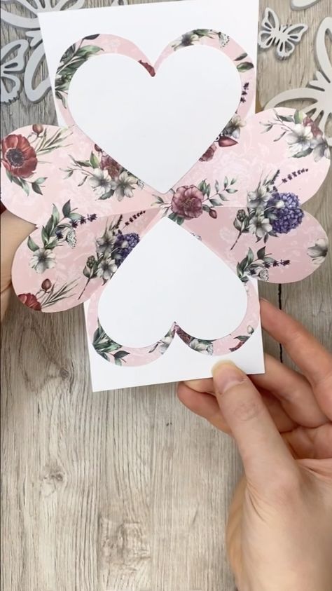 Katharina Tarta Crafts | Just a simple and quick pop up card. 👇 - just take a 16x16 cm piece of design paper - fold it in half in all directions - You can leave… | Instagram Pop Up Card Design, Pop Up Cards Tutorial, Diy Pop Up Cards, Tarjetas Pop Up, Diy Pop, Card Design Handmade, Easy Paper Flowers, Aged Care, Paper Flower Crafts