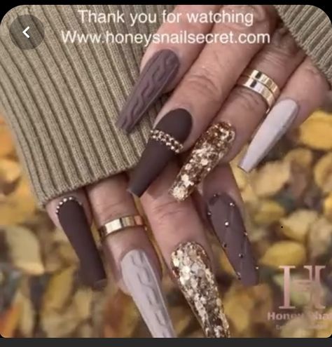 Chocolate Nails Design, Sweater Nails, Nails Design With Rhinestones, Fall Acrylic Nails, Nail Art Designs Videos, Nail Swag, Bling Acrylic Nails, Glam Nails, Brown Nails