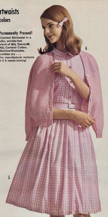 1950s Outfits Aesthetic, Vintage 50s Outfits, 1950s Feminine Aesthetic, 50s Cardigan Outfit, 1950s Cardigan Outfit, Cute Outfits Pink Pastel, 1955 Womens Fashion, 1960s Housewife Fashion, 50s Female Fashion