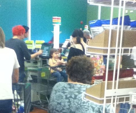 Lyn, Ger and Bandit shopping! This is adorable!! Bandit Lee Way, Bandit Way, Gerard And Lynz Way, Gerard And Lynz Way Wedding, Gerard Way And Lyn Z, Bandit Way 2022, Mcr Band, Lindsey Way, Fabulous Killjoys