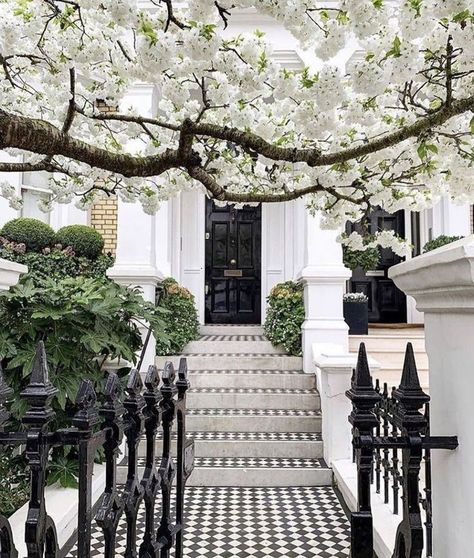 London Dreams, London Living, London Townhouse, Kensington And Chelsea, London House, London Apartment, London Life, West London, House Inspo