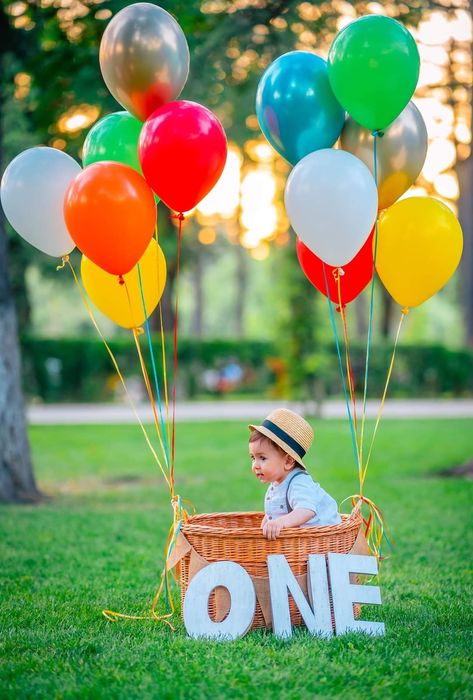 1yr Baby Boy Photoshoot, 1 Bday Photo Shoot, Birthday Outdoor Ideas, 1st Birthday Photos Outdoor, Baby Boy 1st Birthday Photo Shoot Ideas Indoor Diy, 1st Birthday Boy Photoshoot Ideas, Baby Boy Photo Shoot Ideas 1 Year, 1st Birthday Photo Shoot Ideas Outdoor, 1 Year Baby Photoshoot Ideas