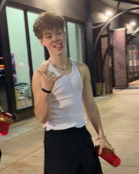 Muscles, Zach Herron, Jack Avery, Why Dont We Boys, Corbyn Besson, Comfort People, Light Skin, News Songs, When He