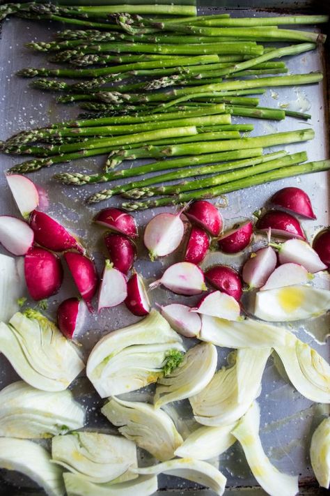 Herb Yogurt Sauce, Farro Bowl, The Original Dish, Easy Spring Recipes, Farro Recipes, Healthy Spring Recipes, Roasted Radishes, Spring Vegetables, Yogurt Sauce