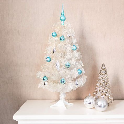 Kingyee Miniature Ornaments and Tree Topper Christmas Mini Glass Tree Decorations Set of 15 for Tabletop Desktop Tree Wedding Centerpiece Snow White Blue ** See the photo link more details. (This is an affiliate link). #santa Small White Christmas Tree, Mini White Christmas Tree, Miniature Ornaments, Glass Tree, Christmas Ornaments Homemade, White Christmas Tree, Tree Ideas, Tree Wedding, Christmas Minis