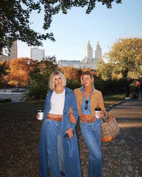 suddenly I need an apartment overlooking Central Park🍂🤎🧸 Central Park Aesthetic Fall, Dc Outfits Washington Fall, Washington Dc Outfit Fall, Engagement Fits, Washington Dc Outfit, Central Park Aesthetic, Dc Outfits, Washington Dc Fashion, Nyc Outfits