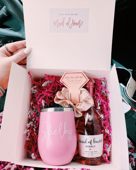 Bridesmaid Proposal Box Ideas - 50+ Fun Ideas to Include Bridesmaid Boxes Simple, Bridal Proposal Box Ideas Simple, Simple Bridesmaid Boxes, Gift Box Ideas For Bridesmaids, Fun Bridesmaid Proposal, Ideas For Bridesmaid Proposal, Wedding Sponsors Gift Ideas, Bridesmaids Asking Ideas Boxes, Bridal Box Ideas