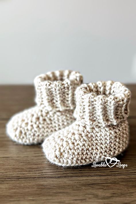 Crochet Booties Free Pattern Women, Easy Baby Booties Crochet Pattern Free, Baby Shoes Pattern Crochet, Bootie Crochet Pattern Free, Baby Crochet Boots, Baby Boy Booties Crochet Pattern Free, Baby Boots Crochet Pattern Free, Crocheted Baby Booties Free Pattern, Free Crochet Booties Pattern