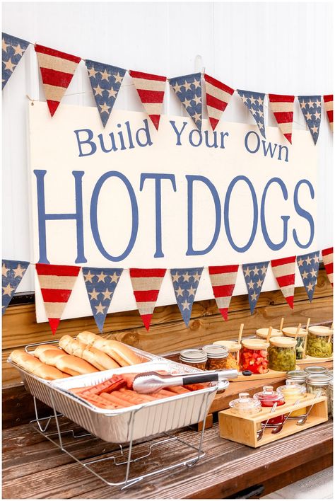 Hot Dog Display For Party, Hot Dog Presentation, Wedding Hot Dog Stand, Coney Bar Ideas, Hotdogs Party Ideas, Hamburger Hot Dog Bar, Hot Dog Station Birthday Parties, Hot Dogs For Party, Diy Hot Dog Stand