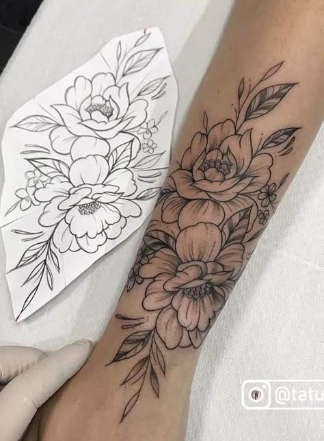 Side Wrist Tattoo, Wrap Around Tattoo, Forarm Tattoos, Floral Tattoo Sleeve, Forearm Tattoo Women, Inspiration Tattoos, Feminine Tattoo, Arm Tattoos For Women, Tattoo Ideas For Women