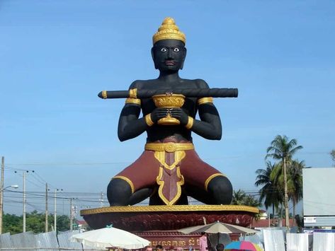 Ta Dumbong statue, Battambang, Cambodia.