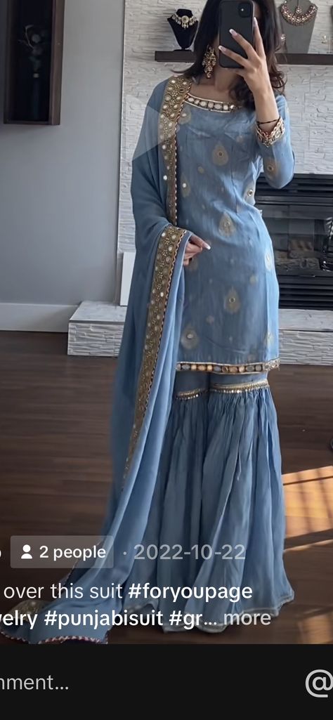 Cute Dresses Indian, Aesthetic Desi Wedding Dresses, Pakistani Wear Party, Sharara Suits For Women, Pakistani Gharara Designs Party Wear, Indian Garara Dress, Indian Dress For Wedding Guest, Simple Desi Outfit, Garara Neck Design