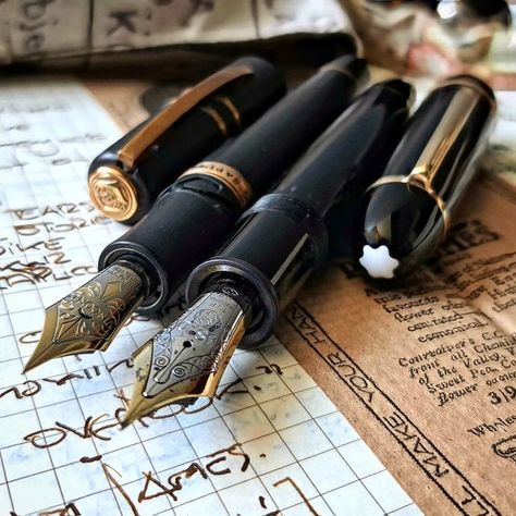 Pedro Sánchez Negreira on Instagram: "✒ • Two of my all time favorites... • • 🖋 Montblanc Meisterstuck 149, with its Architect "F" Bicolor 18k Gold nib inked with Iroshizuku Shin Kai. • 🖋 Visconti Homo Sapiens Bronze Age, "EF" 23 k Palladium Dreamtouch Nib. Currently inked with Sailor Shikiori Rikyu Cha. • 📖 @captainscottsnotebook Grid TN Insert. • • When you find the perfect balance between flow, writing point, flexibility and feedback, what else would you ask for? • Which, among your pens, Mont Blanc, Fountain Pens, Pen Aesthetic, Montblanc 149, Montblanc Pen, Bronze Age, Fountain Pen, Pen And Ink, All About Time