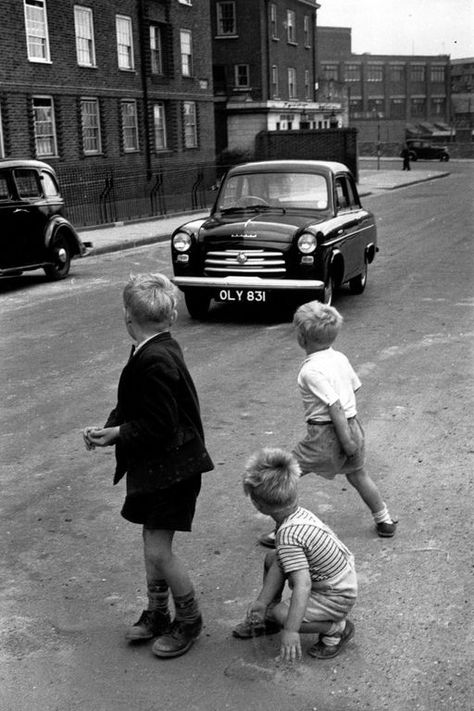 Summer 1954: Kids out of school wreak havoc on the streets of London Entitled Kids, London Kids, Street Image, Streets Of London, Children Playing, Street Kids, School Play, Global Citizen, Vintage Kids