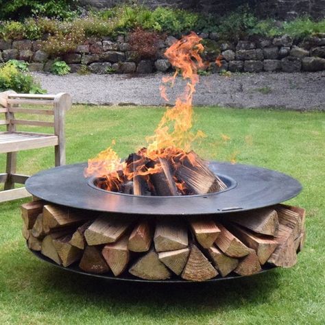 Garden Seating Area, Fire Basket, Fire Pit Bbq, Flat Ring, Log Fires, Cooking For A Crowd, Garden Makeover, Fire Pit Designs, Bbq Pit