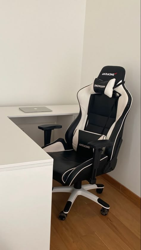 aesthetic, minimalist setup, akracing chair, room decor, room decor ideas, aesthetic setup, minimalist gaming setup Black And White Gaming Chair, Black Gaming Setup Aesthetic, Black And White Setup, Black Setup, Black Gaming Chair, White Setup, Black Room Ideas, Gaming Chair Aesthetic, Setup Minimalist