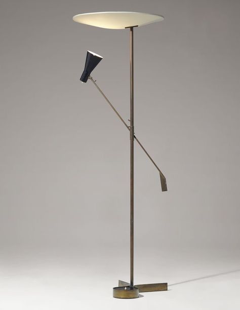 Gino Sarfatti "1050/1", Arteluce, Italy, 1951 Gino Sarfatti Lamp, 13 December, Gino Sarfatti, Art Storage, Desk Light, French Art Deco, Beautiful Lamp, French Art, American Design