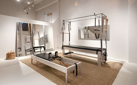 interior - white/natural Pilates Space, Pilates Interior, Pilates Yoga Studio, Home Pilates Studio, Fitness Rooms, Pilates Ideas, Pilates Studios, Pilates Room, Dream Home Gym