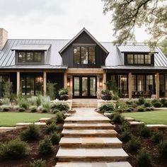 https://pin.it/3q3tnd5Ys House Exterior Medium Size, Modern Rustic Lake House Exterior, Dream Country Home Exterior, Cabin Farmhouse Exterior, Homes In Tennessee, Rustic Home Exterior Ranch Style, Barndonium Exterior, Modern Home Siding Ideas Exterior, Barndominiums Exterior