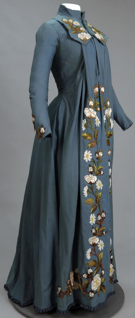 Maternity dress - UNT Digital Library Unt College, 1880s Fashion, Texas Fashion, Tea Gown, Nursing Wear, Dress History, Aesthetic Dress, Maternity Nursing, Historical Dresses